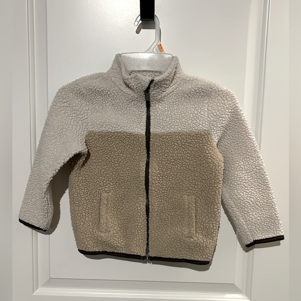 Fleece zip up sweater size 5t